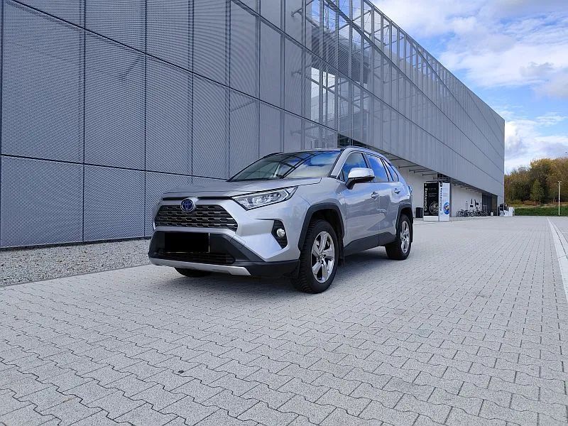 Toyota RAV4 Salon Polska, serwisowany, zadbany, niezawodny silnik, Comfort + Style