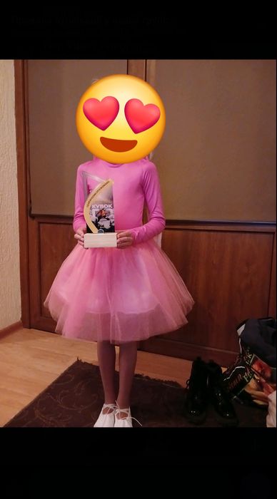 Костюм барбі для танців.