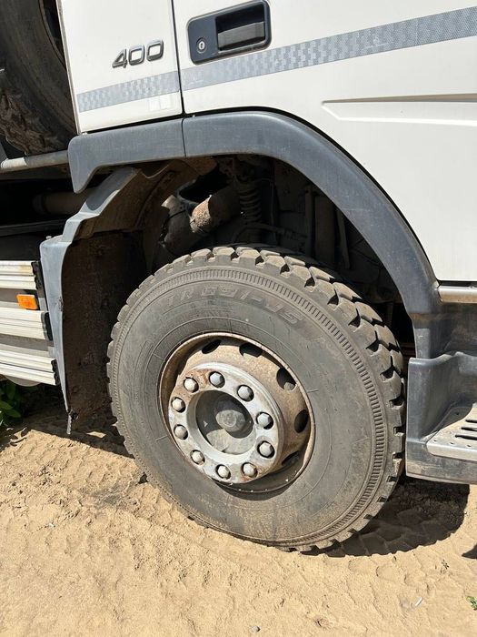 Самоскид Volvo FMX