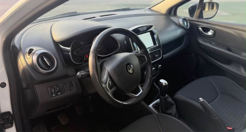 Renault Clio Limited — photo 5