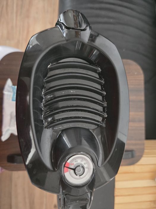 Purificador de água (compatível com filtros da Brita), com control para mudar o filtro.