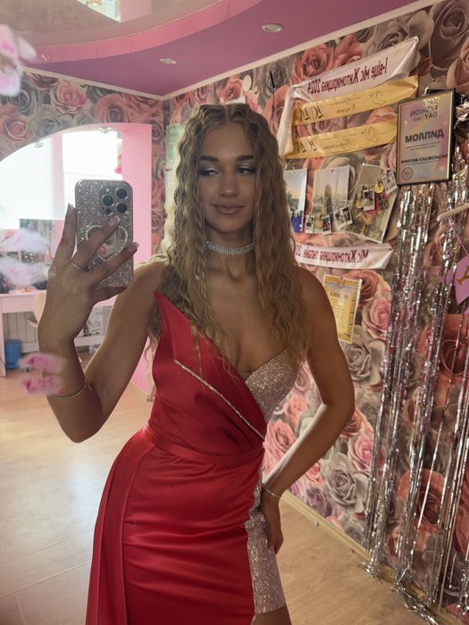 Випускна сукня, в якій ти сяятимеш