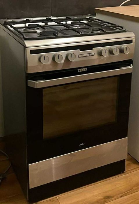 60 cm Kuchenka Amica Elekryczno-gazowa