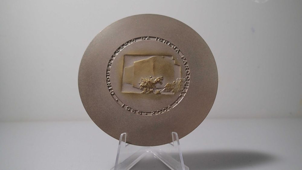Medalha de Bronze da igreja paroquial de Moscavide