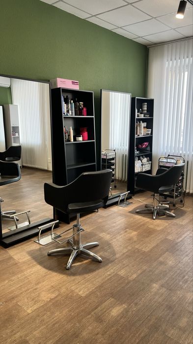 Оренда місця для майстра кератину,  перукаря