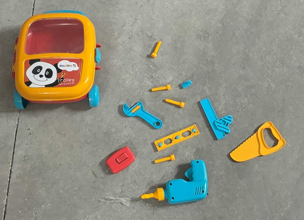 Pirâmide (FisherPrice, Ikea) | Ferramentas Panda | Formas Encaixaveis