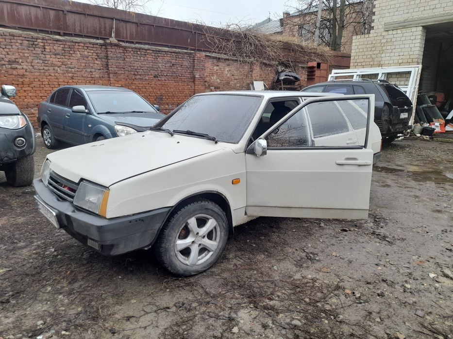 Продам ваз 2109 .