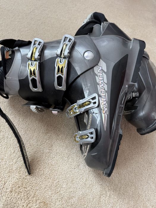 Горнолыжные ботинки SALOMON MISSION 5.