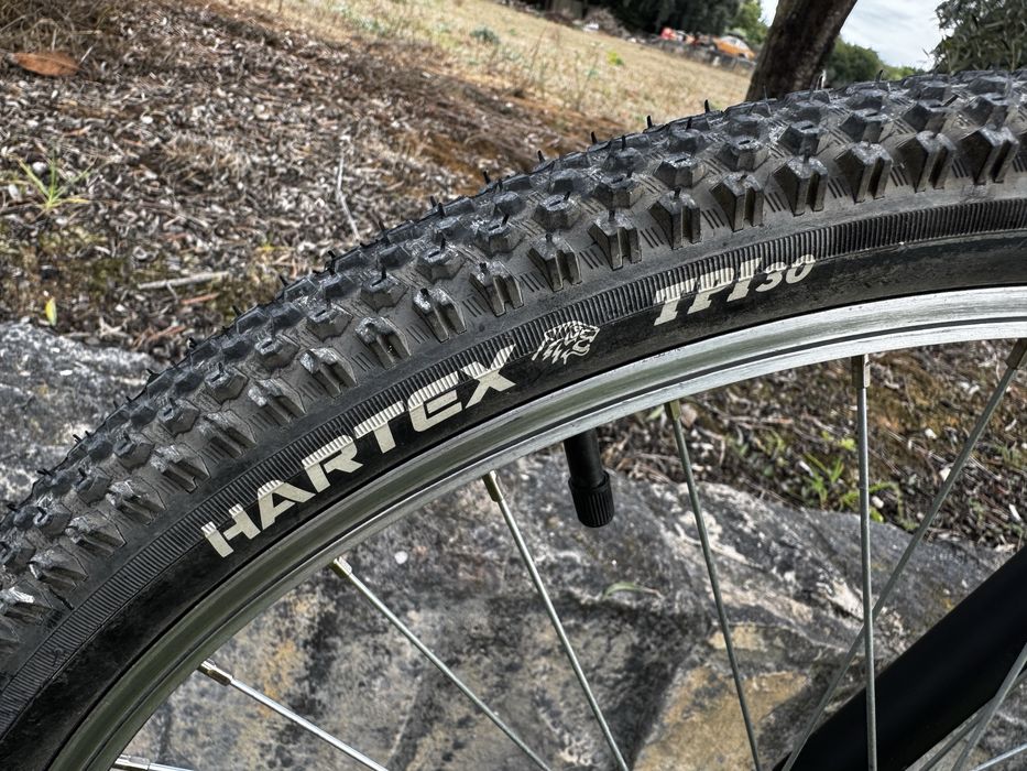 Bicicleta BTT EMT Wader 26” – Dupla Suspensão – Excelente Estado