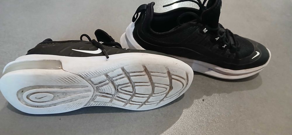 buty nike rozm. 33,5