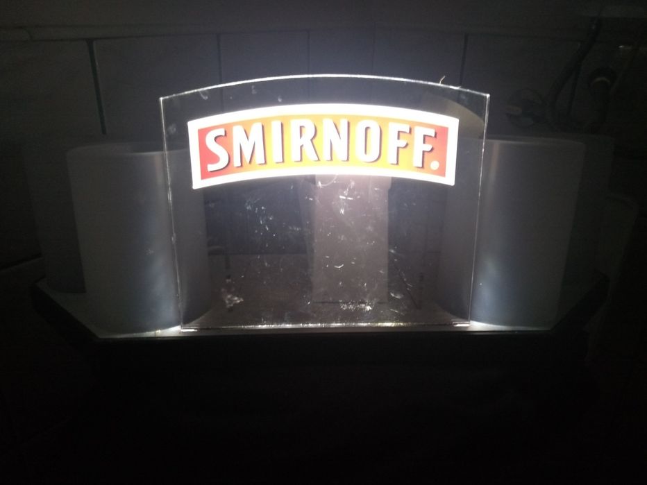 Reklama Smirnoff