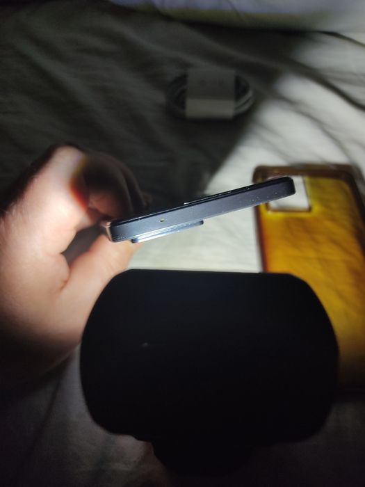 Продам oppo Reno 7  8+4/128GB+NFC ideal