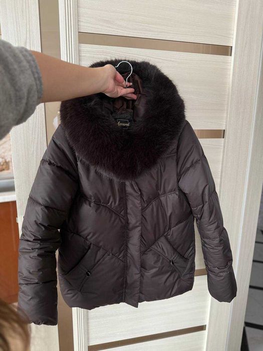 куртка шоколадна зимова жіноча 46 розмір S-M