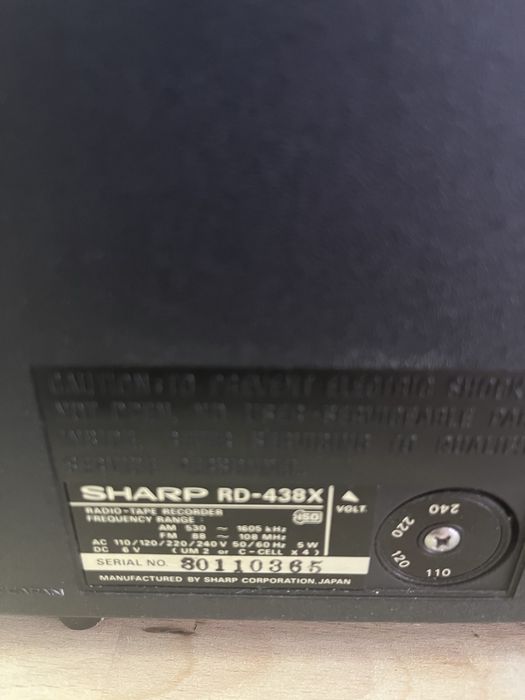 Radio gravador SHARP