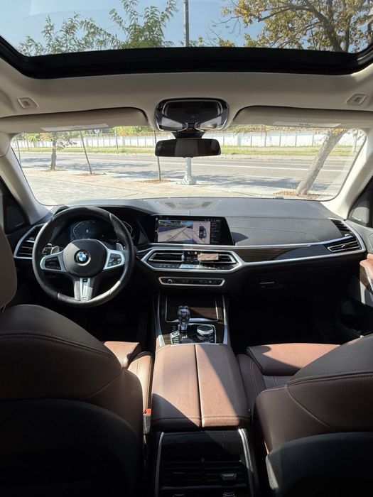 Продам  BMW x7 шикарный