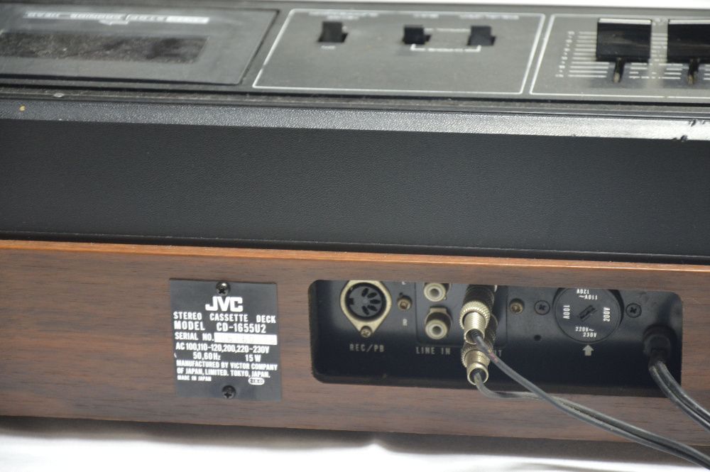 Deck de cassetes JVC (Muito Raro)