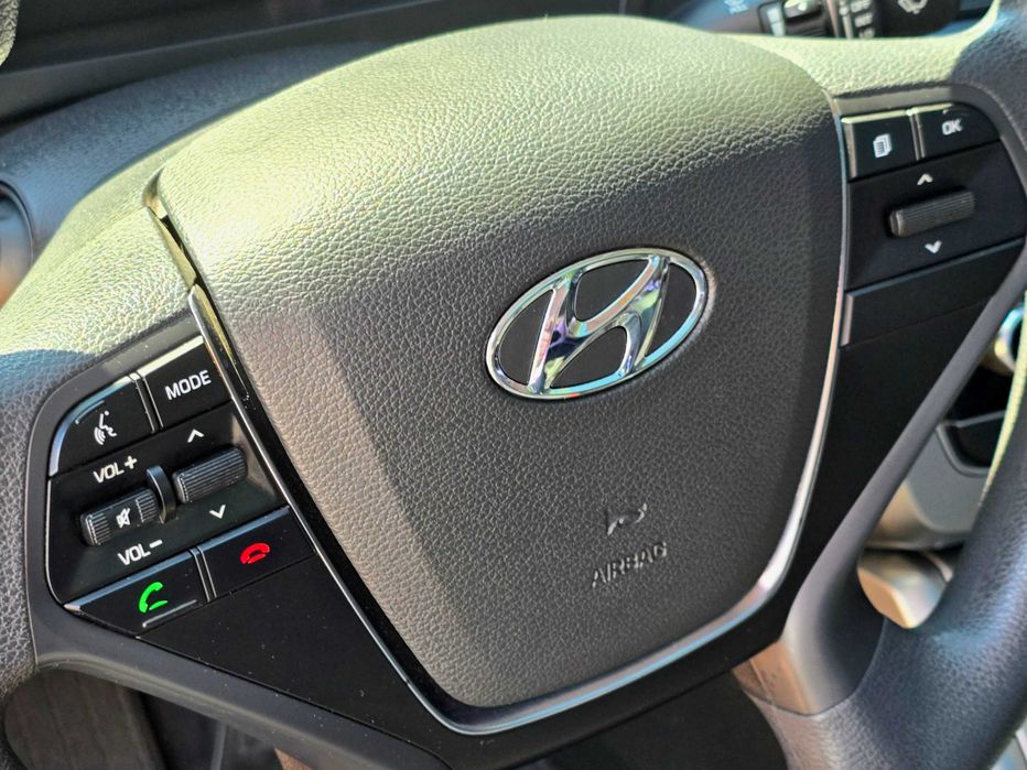 Hyundai Sonata 2015г.в. 2.0 газ, автомат
