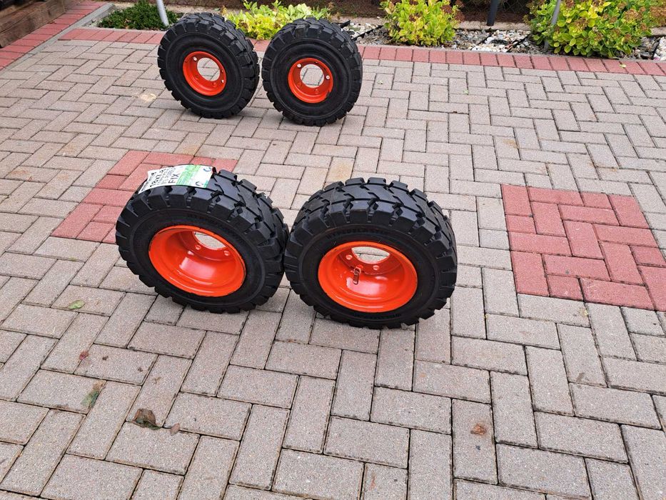 Koła pełne 18x7-8 (180/70-8) Linde Still - NOWE