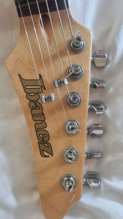 Gitara elektryczna Ibanez AZES40-BK