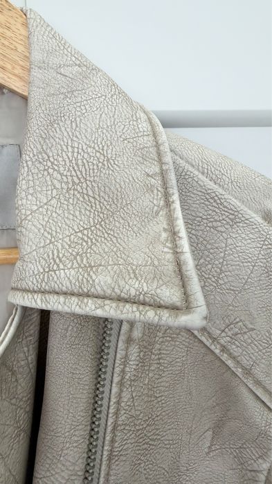 Новая куртка / размер М