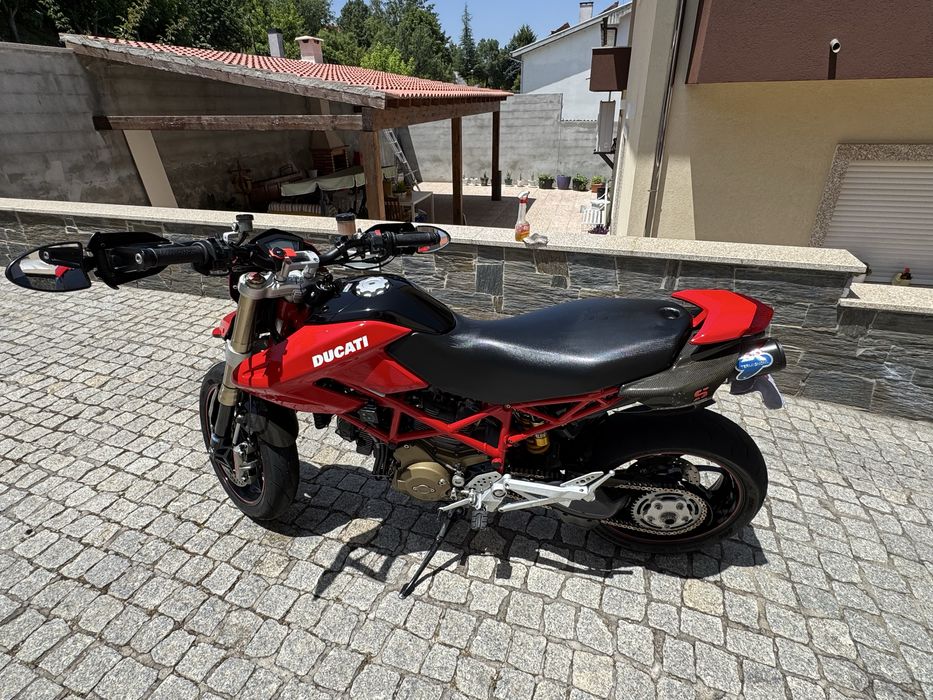 Ducati hyper motard 1100 s