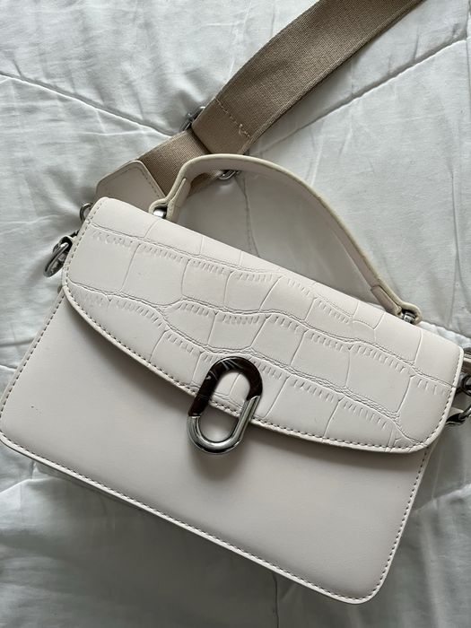 Сумка клатч в молочному кольорі