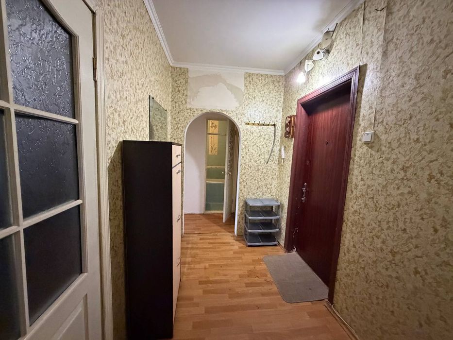 Сдам 1 кв Семёна Палия 60.