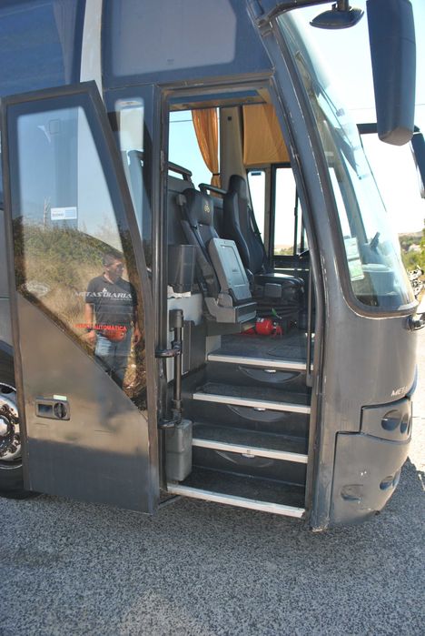 Autocarro VOLVO BB12 — 56+1+1 LUGARES | 10.000 €+ IVA