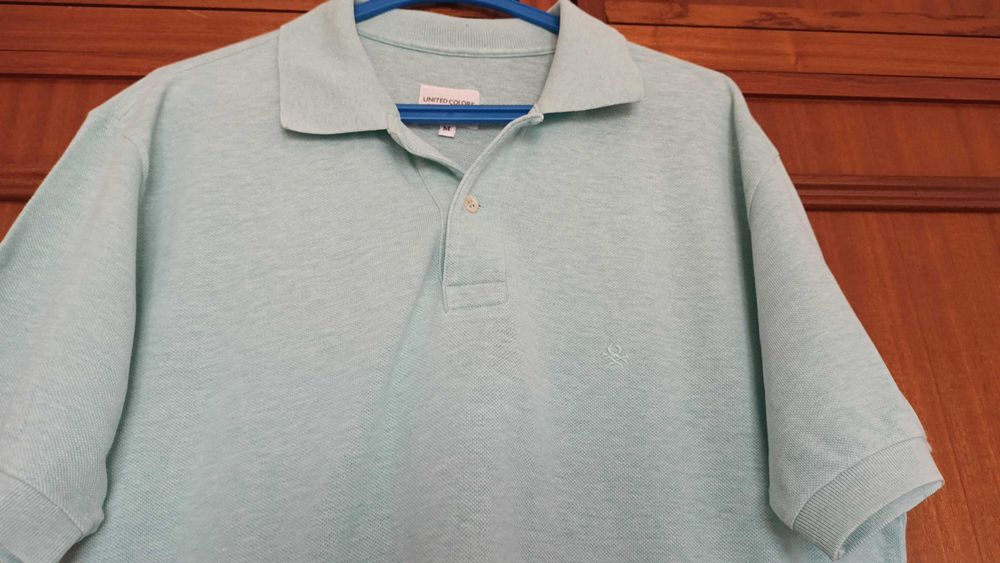 Polo verde água da Benetton