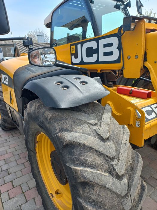 Продам телескопічний навантажувач JCB 531-70 Agri Super