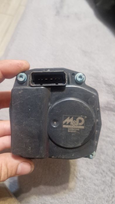 Дросельна заслонка peugeot, renault, fiat  M&D 240640048