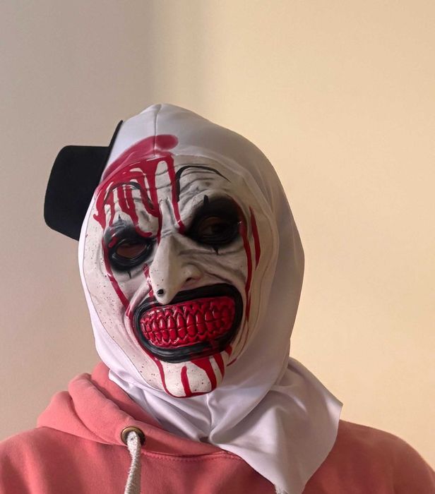 Máscara Terrifier nova