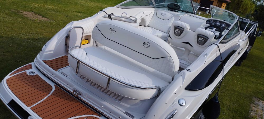 Jacht Motorowy Crownline 260CR rok 2012