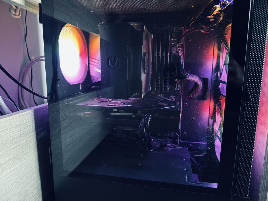 Zestaw Komputerowy RX 7600 8GB ,WIFI Ryzen 5 5600 ,32GB Ram 1TB M2SSD