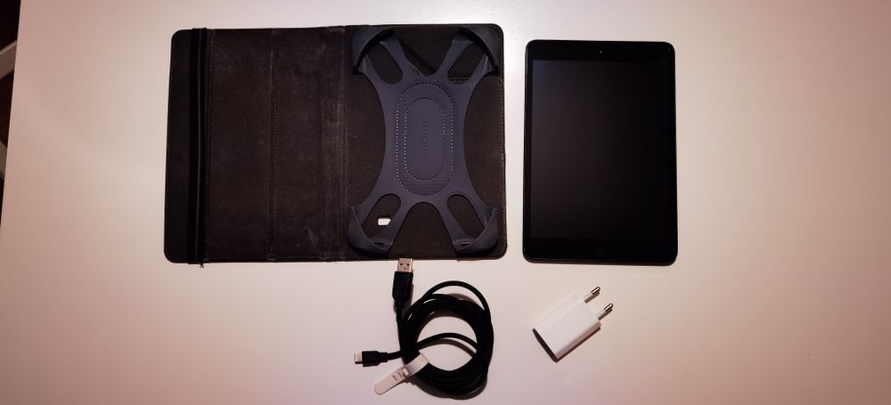 Apple iPad A1455 tablet używany