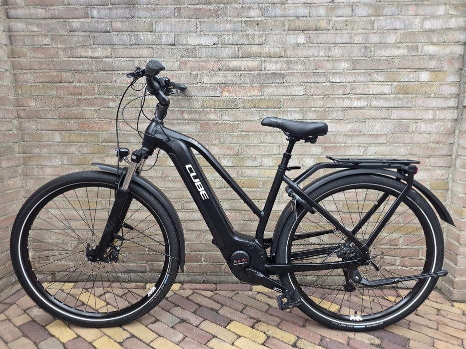 Rower Elektryczny Cube Touring Pro Performance