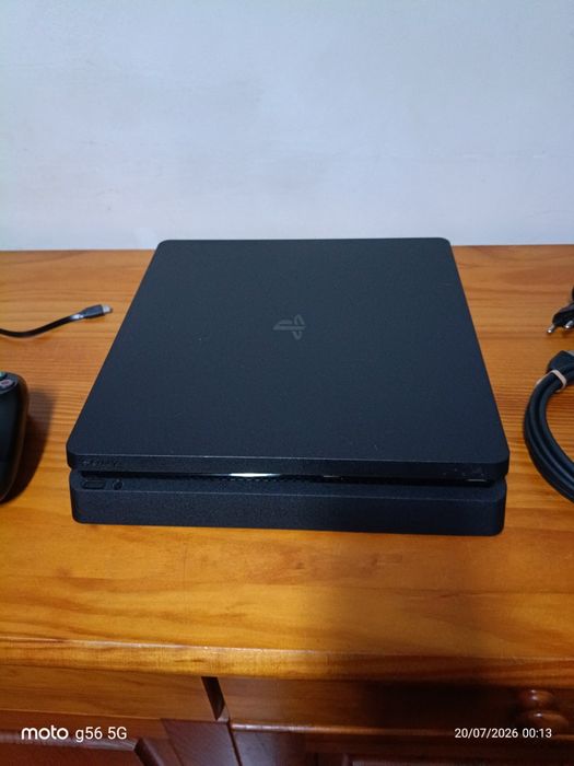 PlayStation 4 como nova 1 tb
