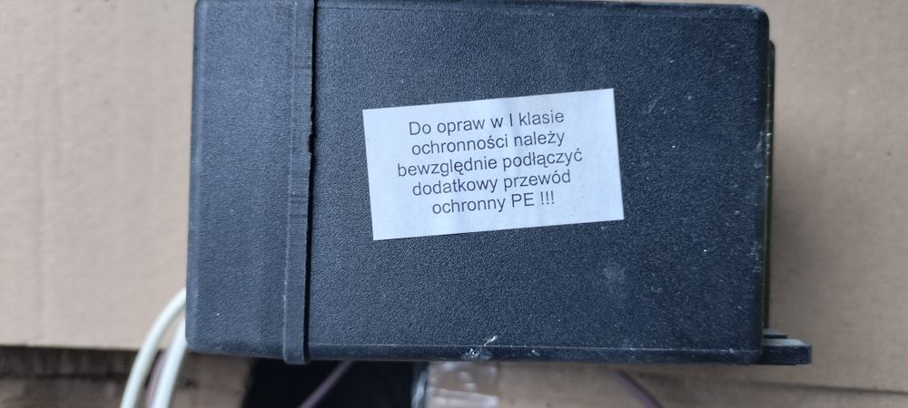 Używane oświetlenie wpuszczane .