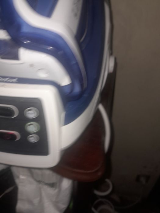 Ferro caldeira tefal+ fritadeira i ox+ varinha magica+ faca electrica 40€