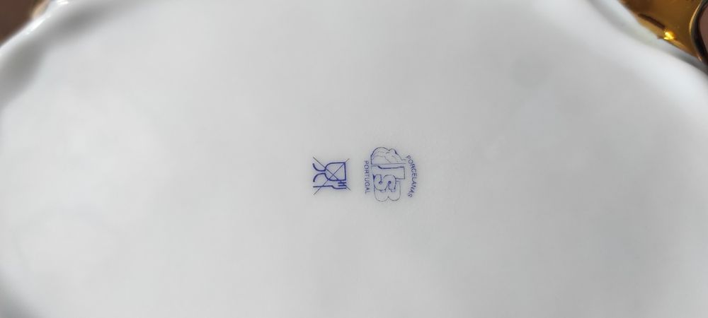 Conjunto de porcelana da Limoges