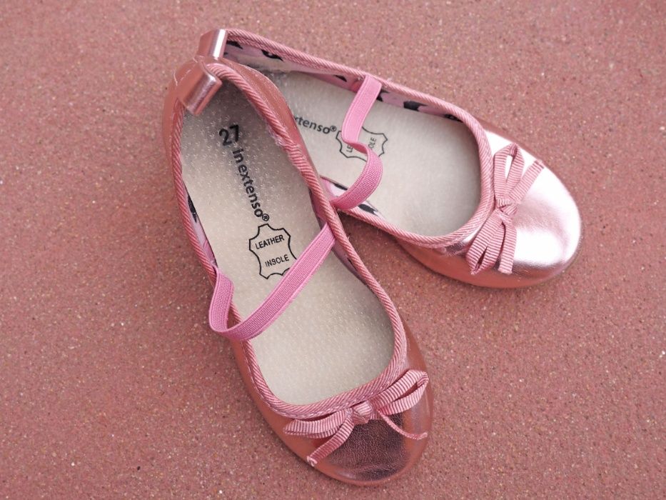 Sapatos Primavera/Verão de Menina - Preto / Rosa / Branco - como Novos
