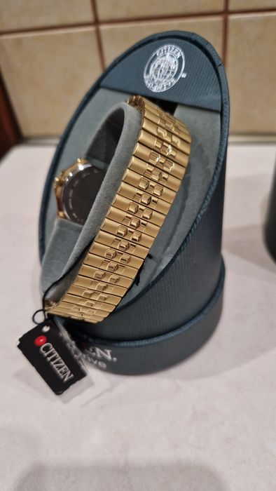 Оригінальний годинник Citizen
