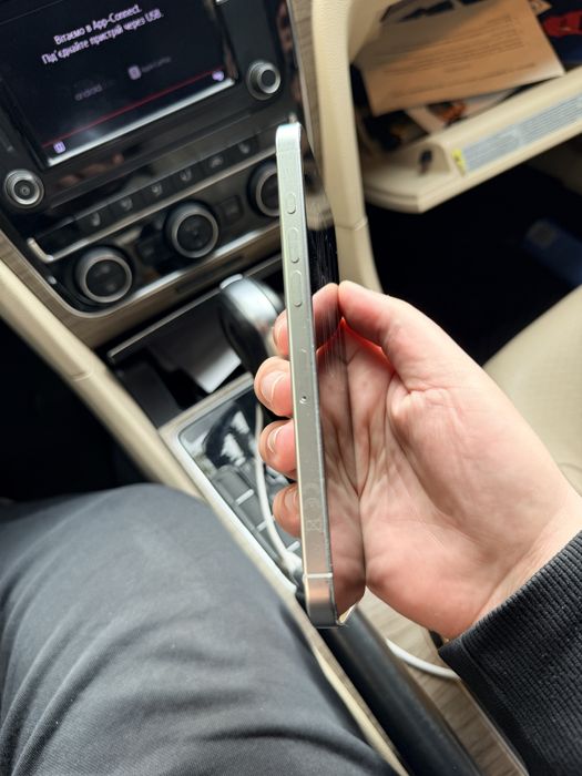 Iphone 16 pro max 256gb white