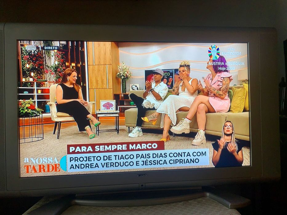TV LCD  em boas condições