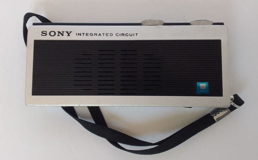 Rádio Sony ICR-200
