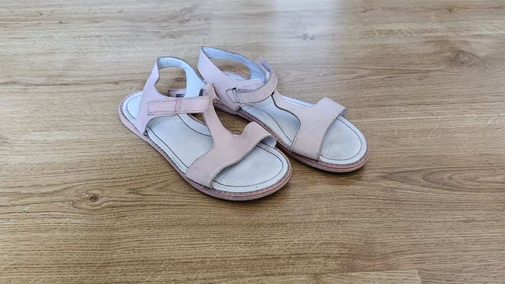 Sandały skórzane Lasocki r36