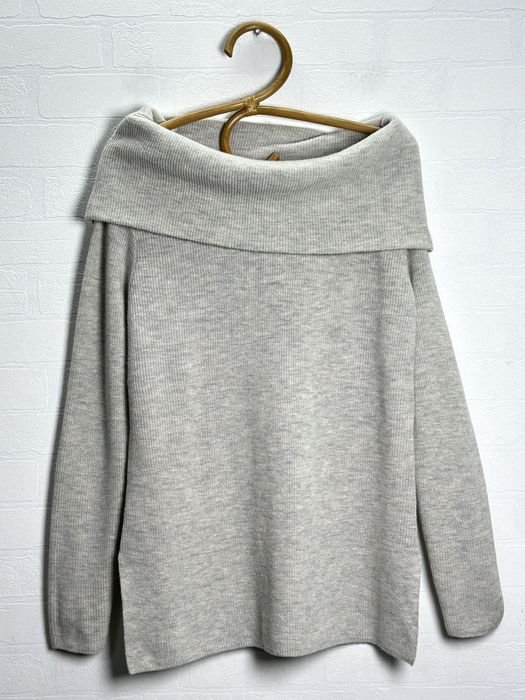 Светр  cos кашемір вовна