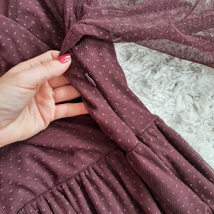 Nowa sukienka midi w kolorze bordowo- śliwkowym