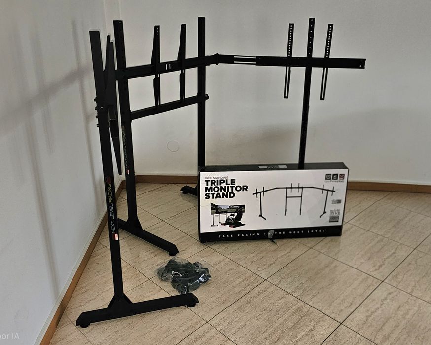 Suporte para monitor triplo Next Level Racing NLR - A010