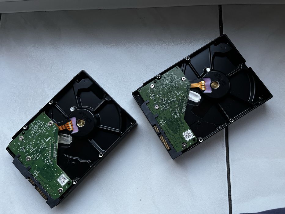 Dysk twardy HDD 1 TB x2